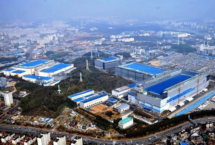 Samsung sets up the World’s Largest Mobile Phone Factory