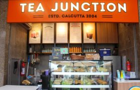 Tea Junction, quick service restaurants, QSR Tea Junction, Business expansion, Retail Chain, Tea Retail Outlet, Skaet, South Delhi, North India, Kolkata, Junction Cafe, Hotel restaurants, Ambuja Neotia, Parthiv Neotia, Harshvardhan's son and Co-founder of Tea Junction